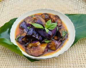 EGGPLANT WITH GARLIC SAUCE